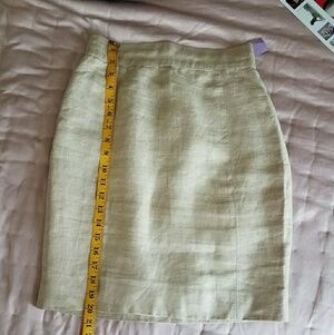 CHANEL Cream Pencil Skirt